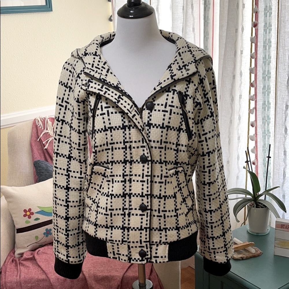 Hooded Jacket